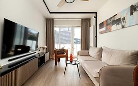 Prestiżowe Apartamenty z Widokiem na Rzekę i Parkingiem by Renters Prestige